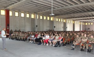 1 - Un momento della conferenza